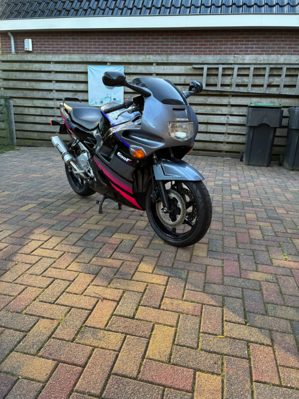 Honda CBR600F Supersport bj 1992 KM 42427