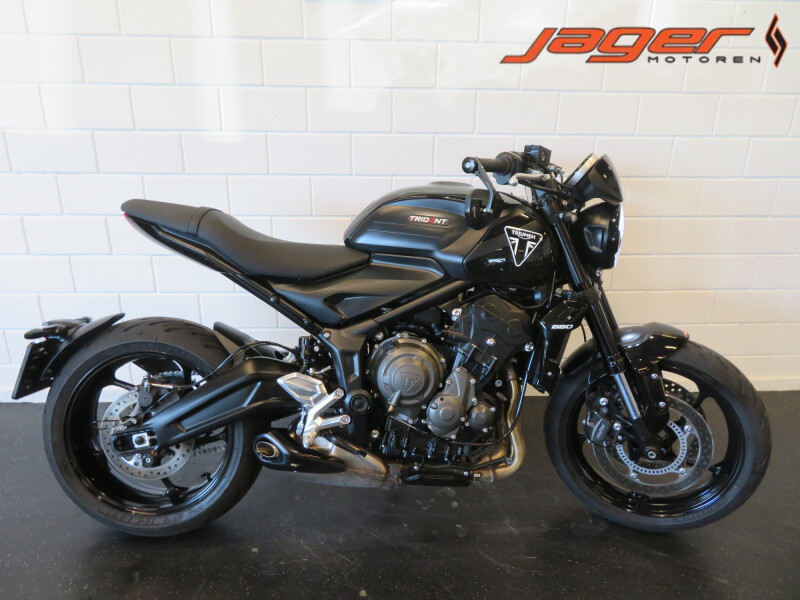 TRIUMPH TRIDENT 660 ABS NIEUWSTAAT!