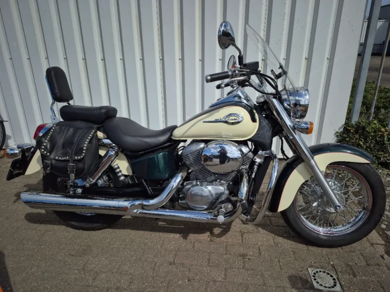 Honda Shadow VT750 Classic, mooie chopper