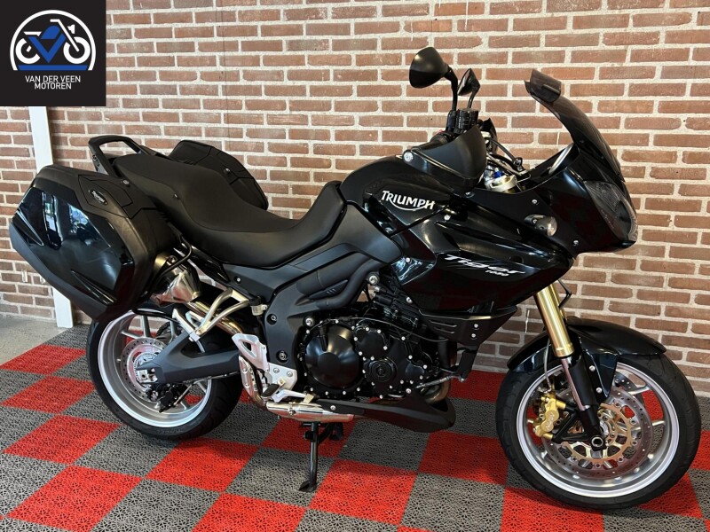 Triumph Tiger 1050