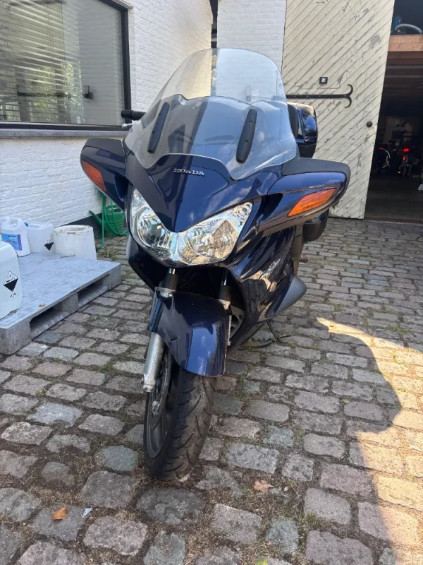 Honda Pan European ST1300 - 2005 - Zeer goede staat