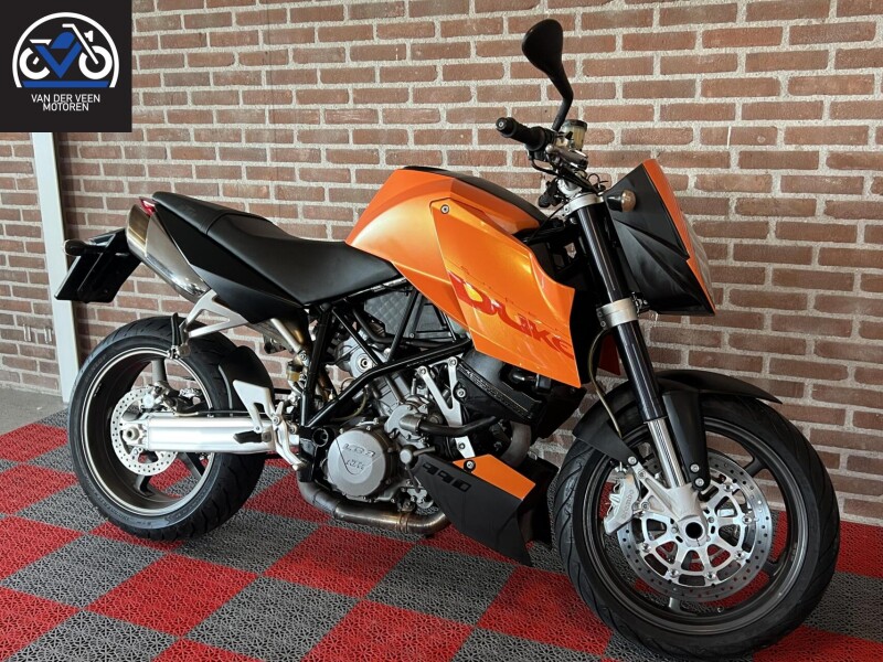 KTM 990 SuperDuke