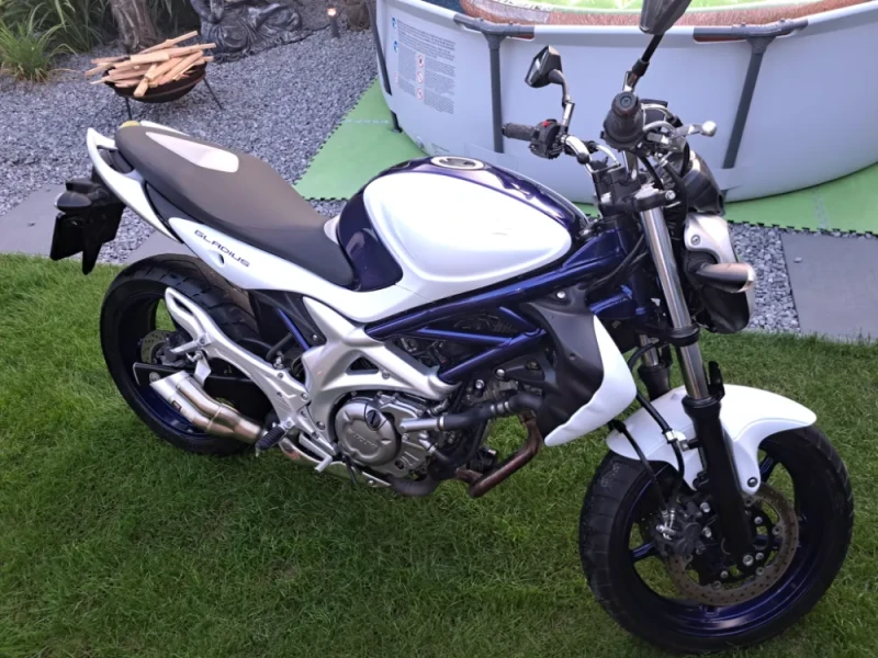 Suziki gladius 650