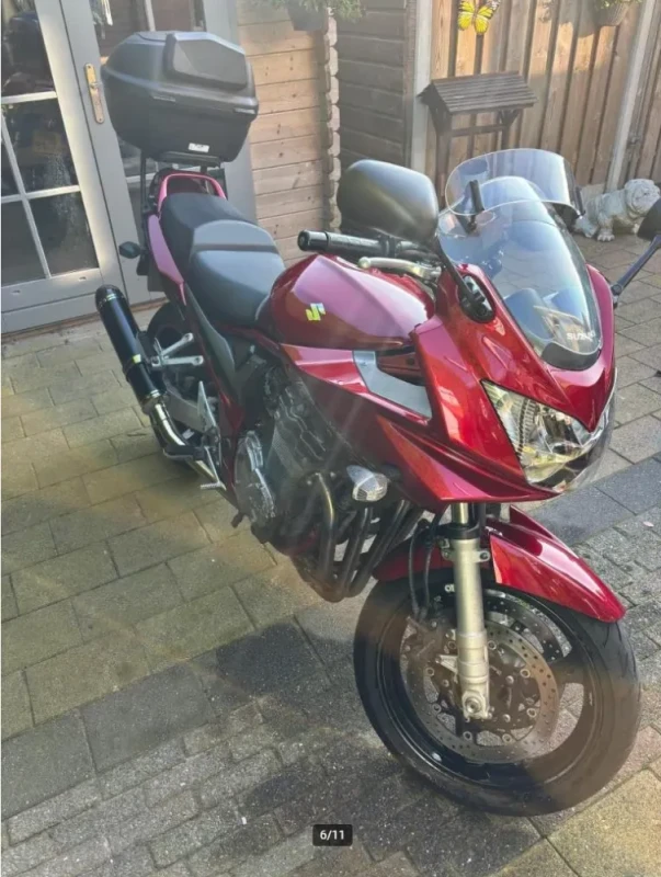 ️ Suzuki Bandit 1200S – inclusief accesoires.
