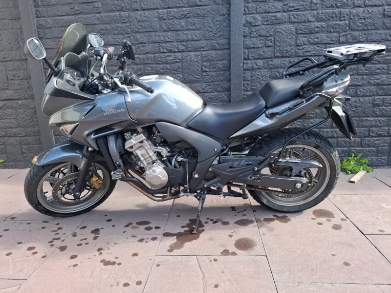 Zeer nette Honda CBF 600 SA
