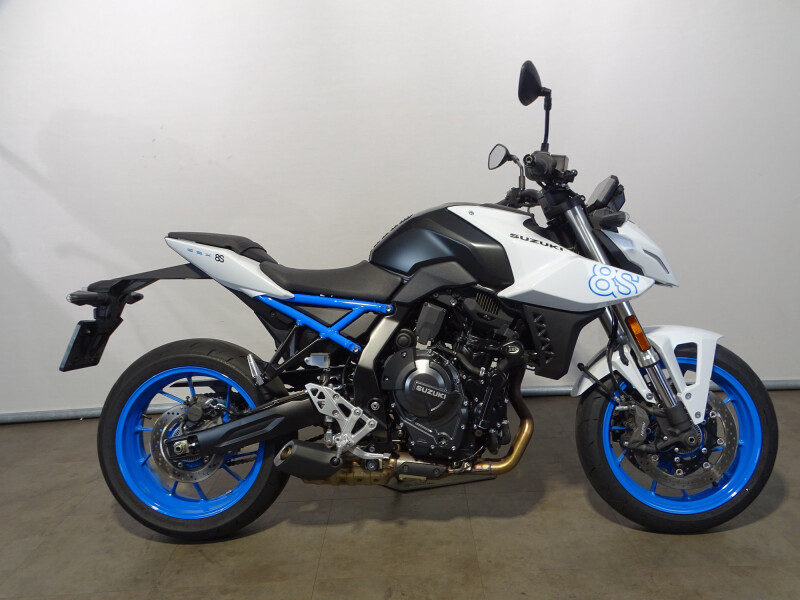 Suzuki GSX-8S