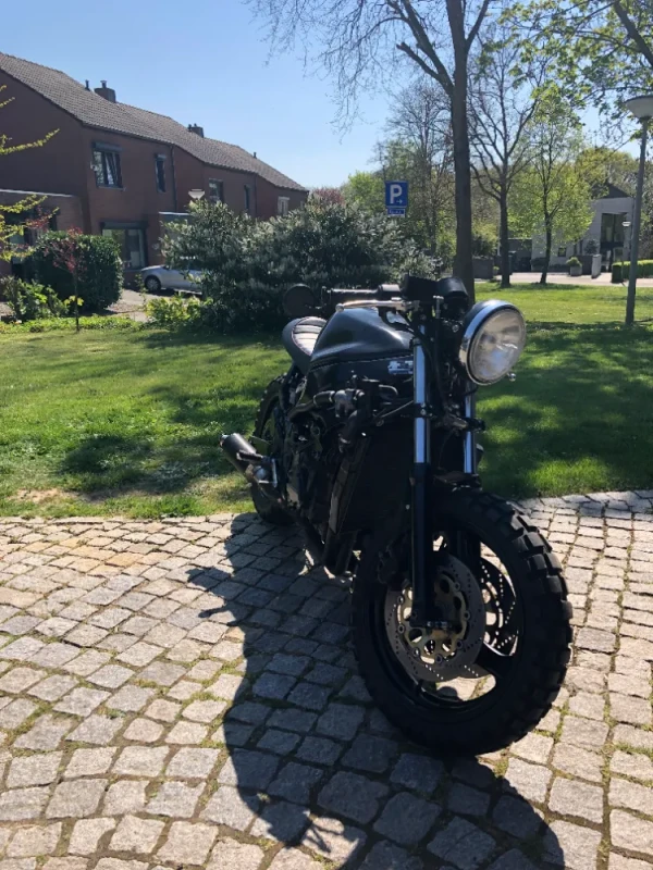 Mooi verbouwde Suzuki RF600 F Scrambler