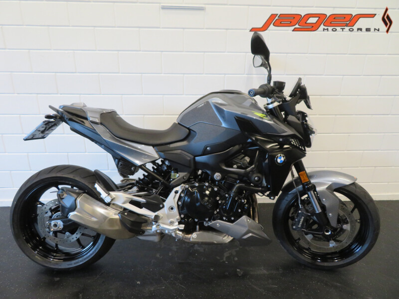 BMW F 900 R NIEUWSTAAT!