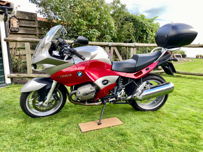 BMW R1200 ST (2006) | 58.688 km | Dealeronderhouden