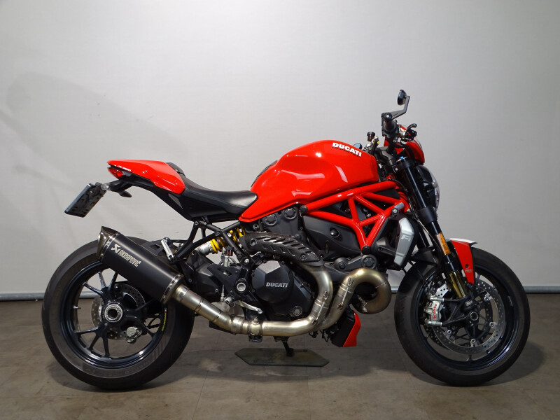 Ducati M 1200 R