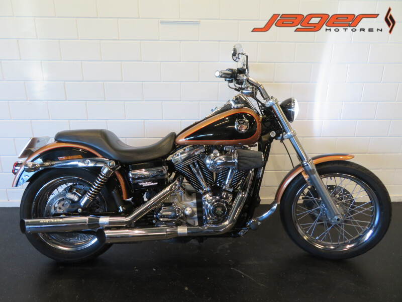 HARLEY DAVIDSON FXDC DYNA SUPER GLIDE SCREMING