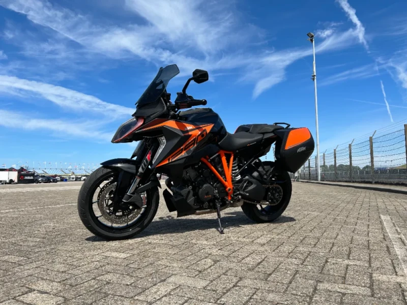 KTM Super Duke 1290 GT