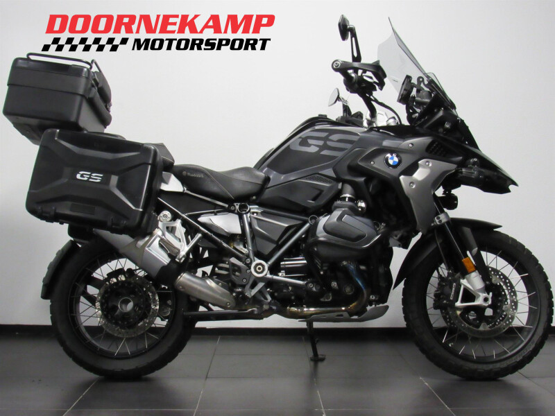 BMW R 1250 GS TRIPLE BLACK