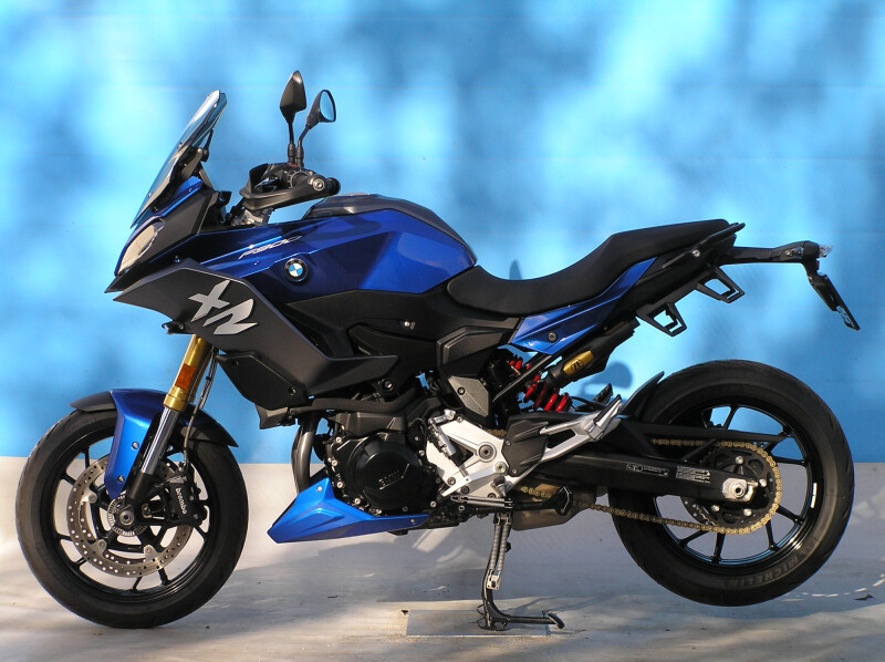 BMW F900XR