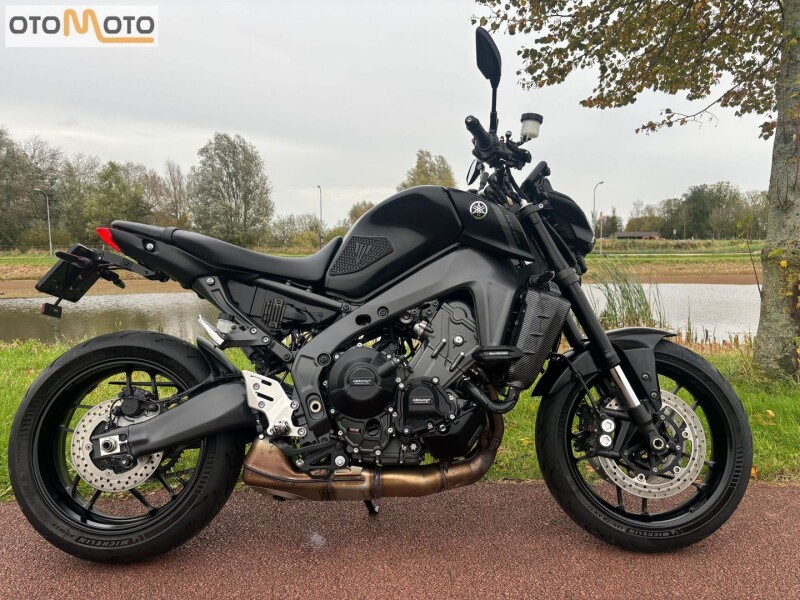 YAMAHA  MT 09 - 2023