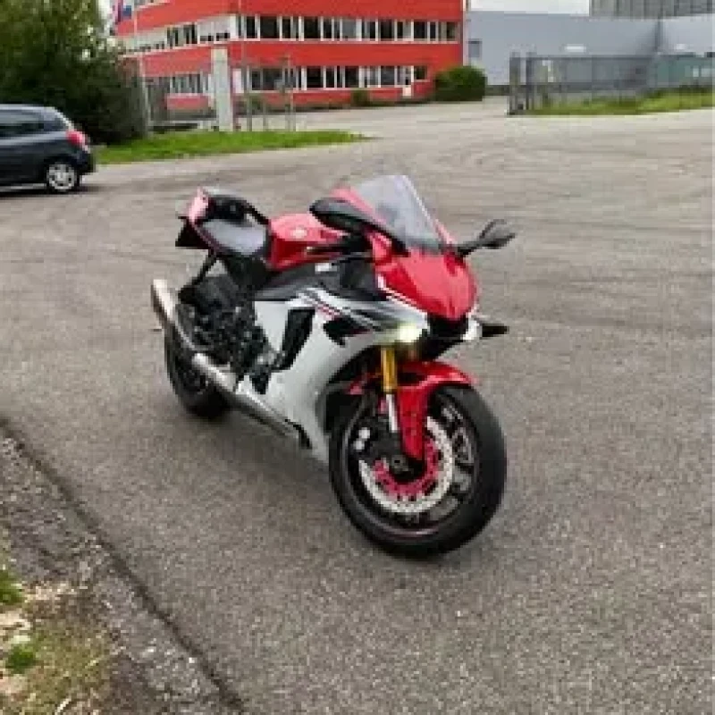 Prachtige Yamaha R1