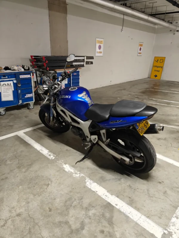 Suzuki sv 650 N 2000