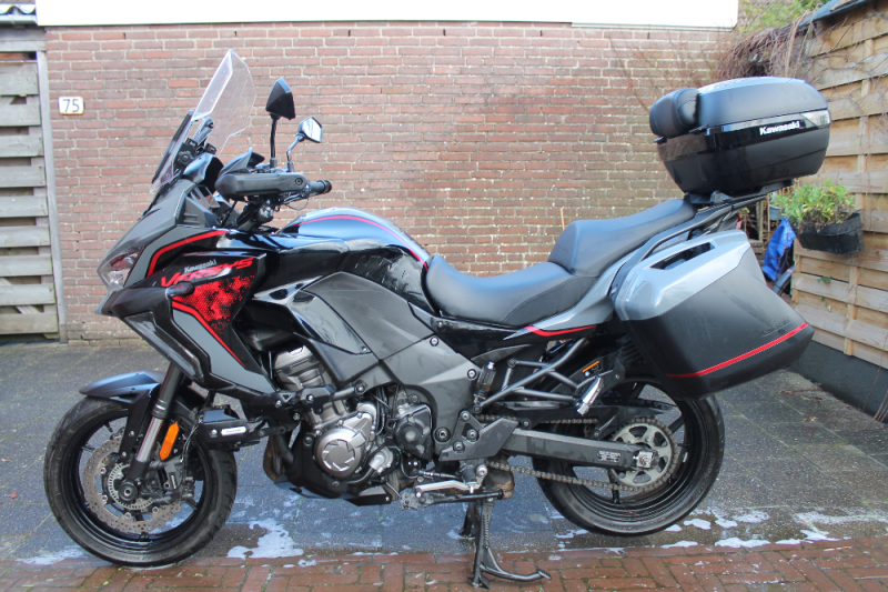 Te koop Kawasaki Versus 1000 SEA Grand Tourer 2021