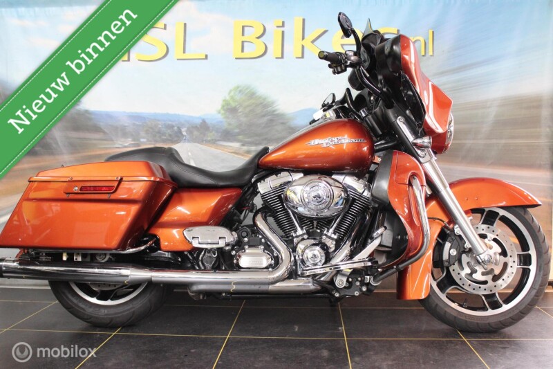 Harley Davidson 103 FLHX Street Glide