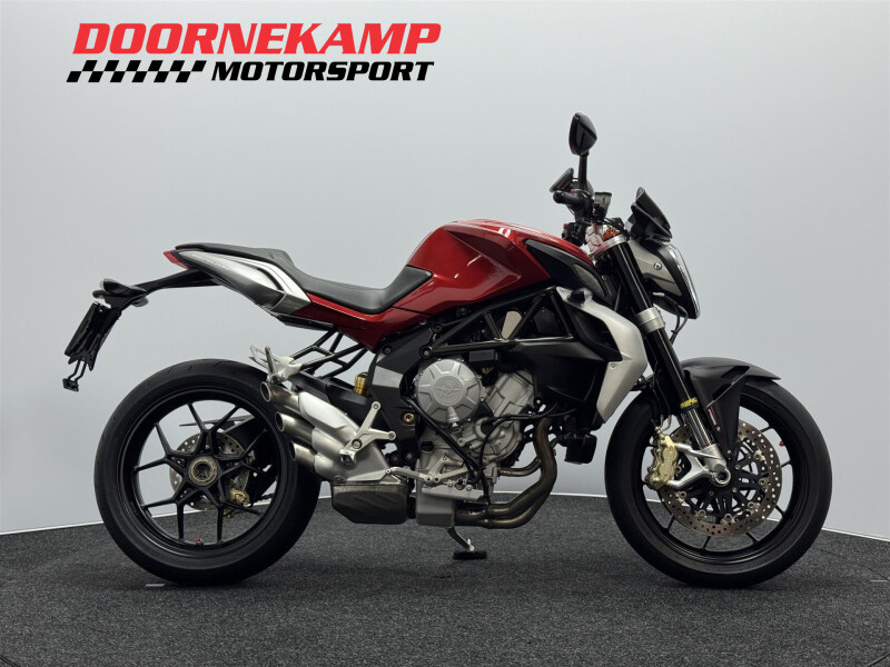 MV Agusta BRUTALE 800