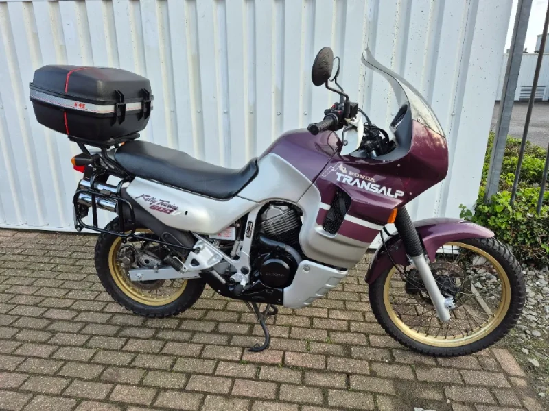 Honda Transalp XL600V uit 1995, zeer nette Allroad