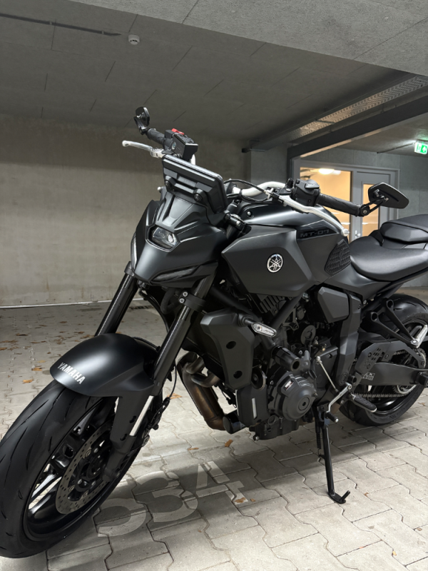 Yamaha MT-07 2025 – eerste eigenaar – nog ruim 4 jaar Yamaha
