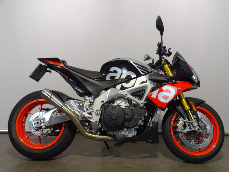 Aprilia TUONO V4 1100 FACT SUPERPOLE