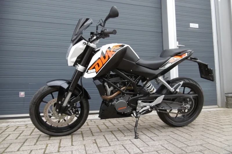 KTM Duke 200