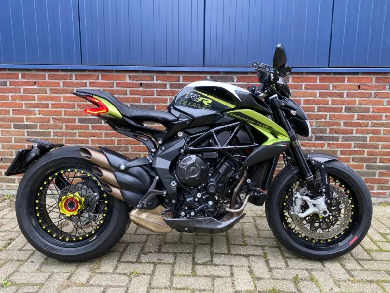MV Agusta Brutale Dragster 800 RR
