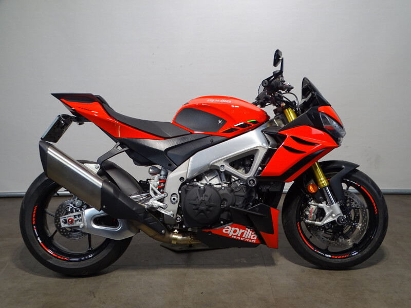 Aprilia TUONO V4 1100