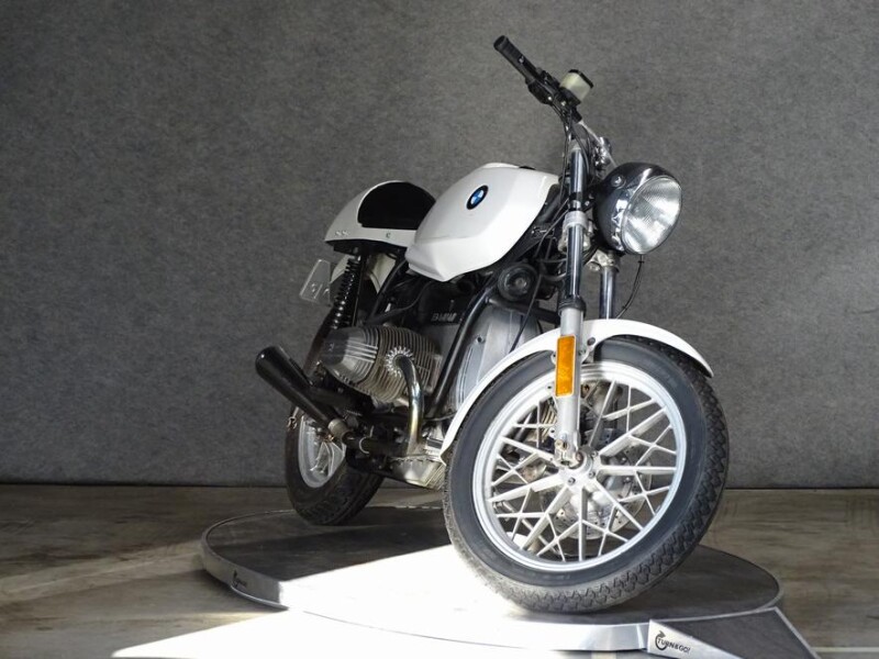 BMW R65 Foto's volgen nog