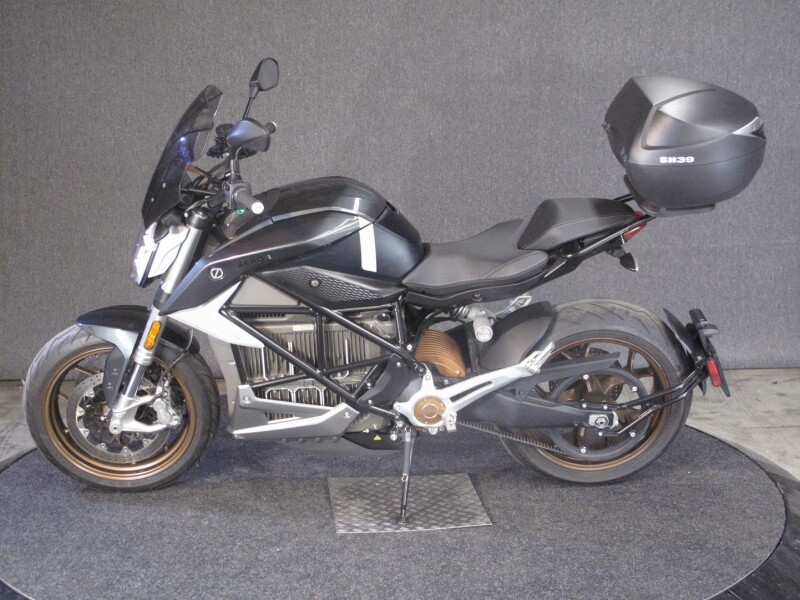 Zero SR/F Premium Zeer nettte Zero SR/F