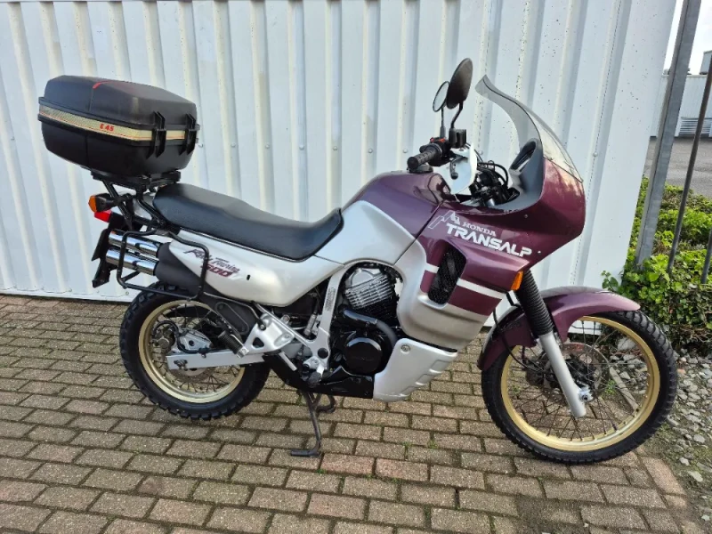 Honda Transalp XL600V, zeer netjes