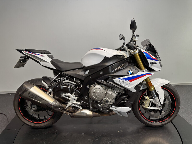 BMW S 1000 R model D