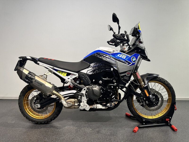 BMW F 900 GS