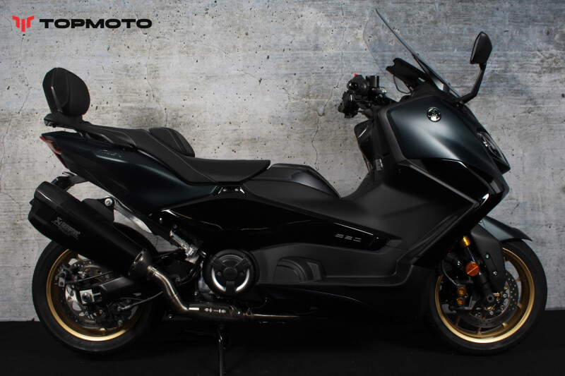 Yamaha TMax 560 ABS Tech Max Akrapovic - Polini - Malossi