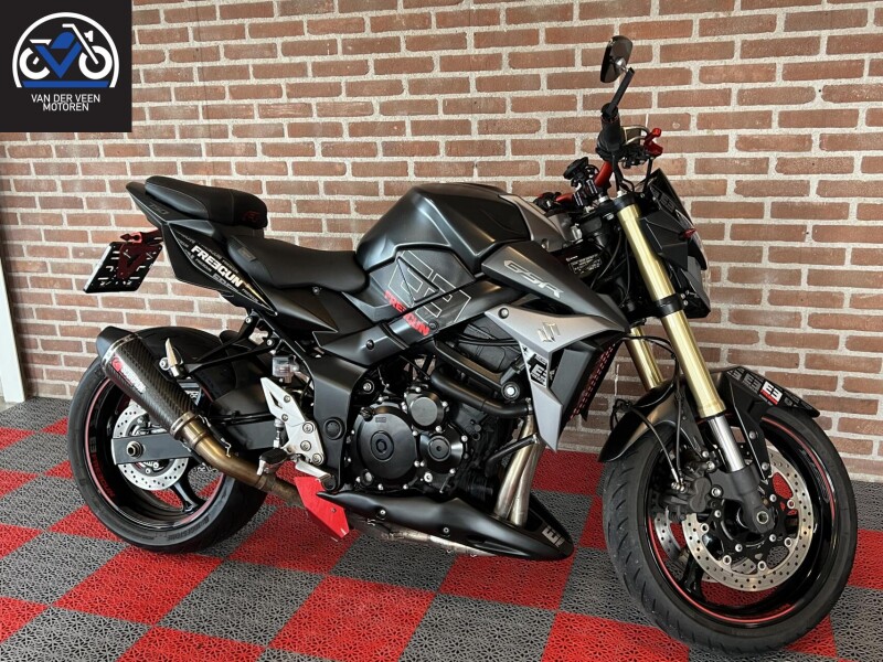 Suzuki GSR 750 ABS
