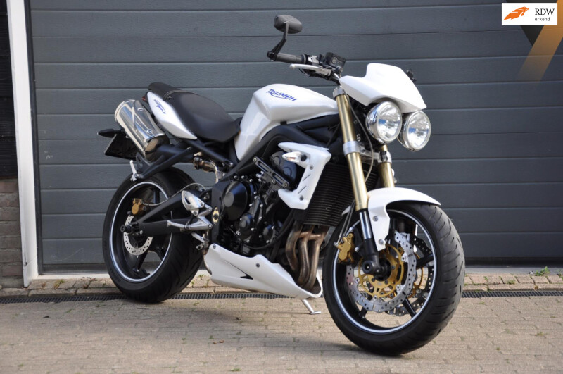 Triumph Street Triple 675