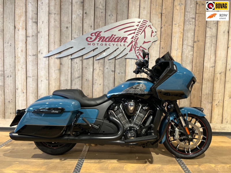 Indian Tour 108 Challenger Dark Horse