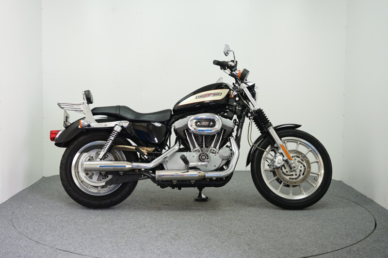 Harley-Davidson SPORTSTER 1200R ROADSTER