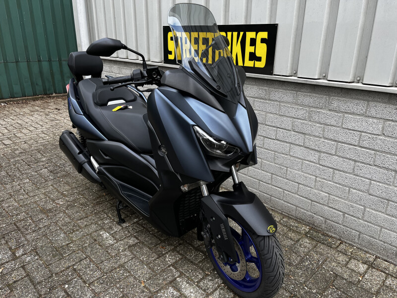 YAMAHA X MAX 300 ABS