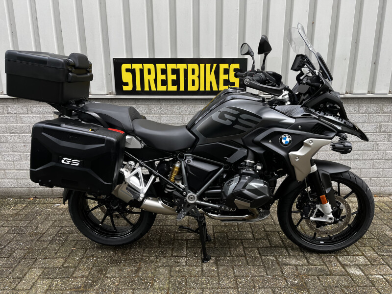 BMW R 1250 GS TRIPLE BLACK