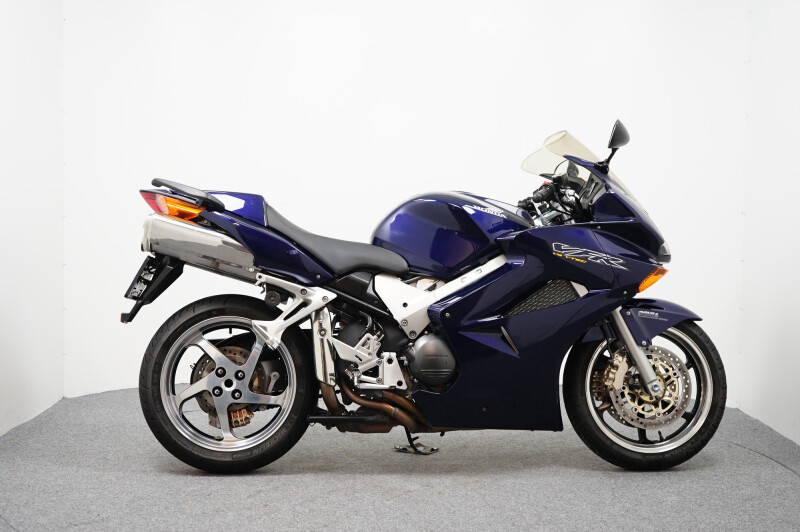 Honda VFR 800 FI V-TEC