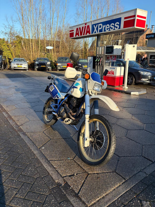 Suzuki All-Road DR 600 S