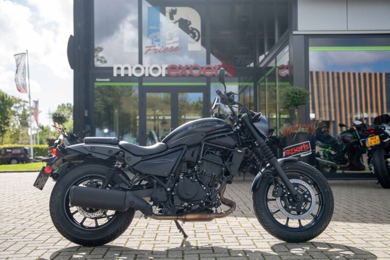 KAWASAKI ELIMINATOR 500 SE