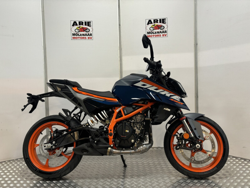 KTM 390 Duke ABS