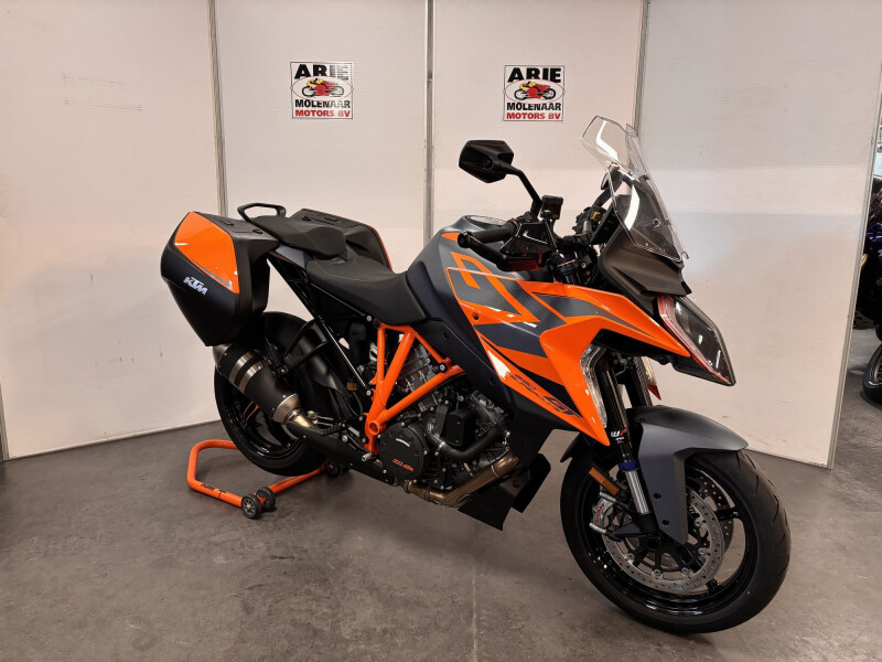KTM 1290 Super Duke GT