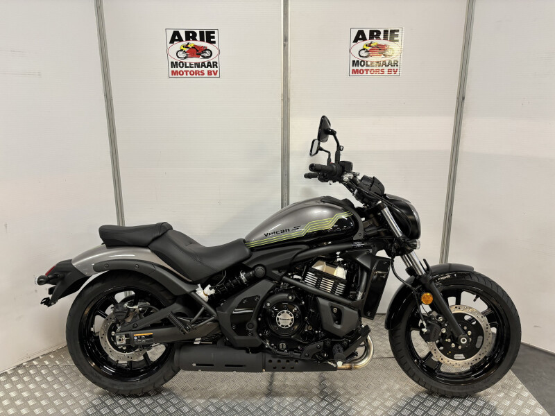 Kawasaki Vulcan S SE