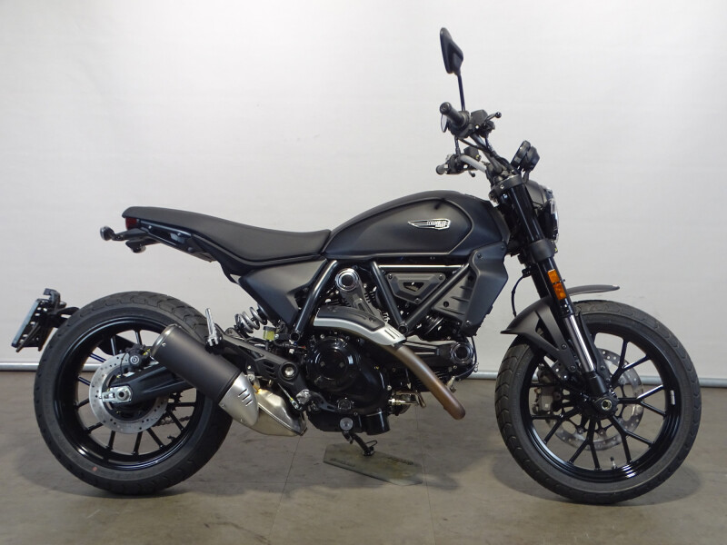 Ducati SCRAMBLER DARK
