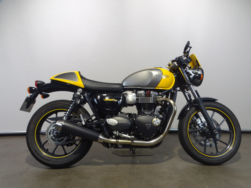 Triumph STREET CUP